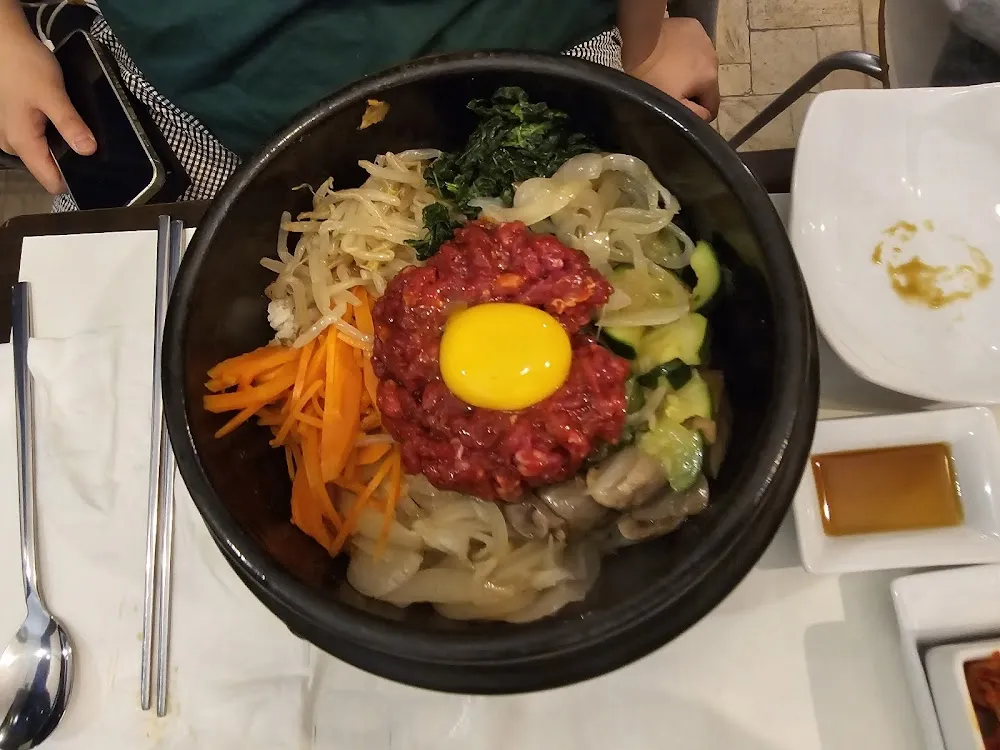 육회 비빔밥